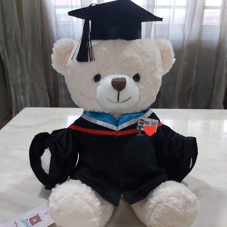 gấu tốt nghiệp