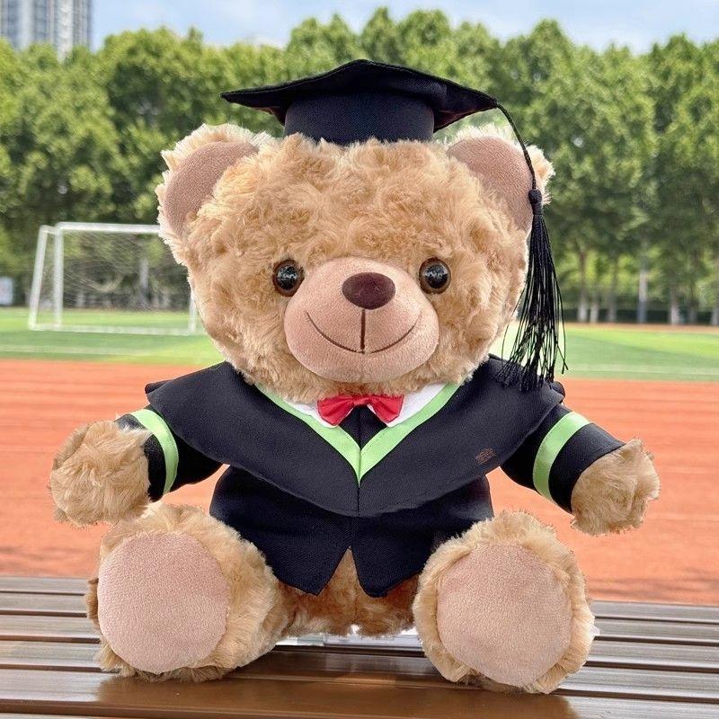 gấu tốt nghiệp